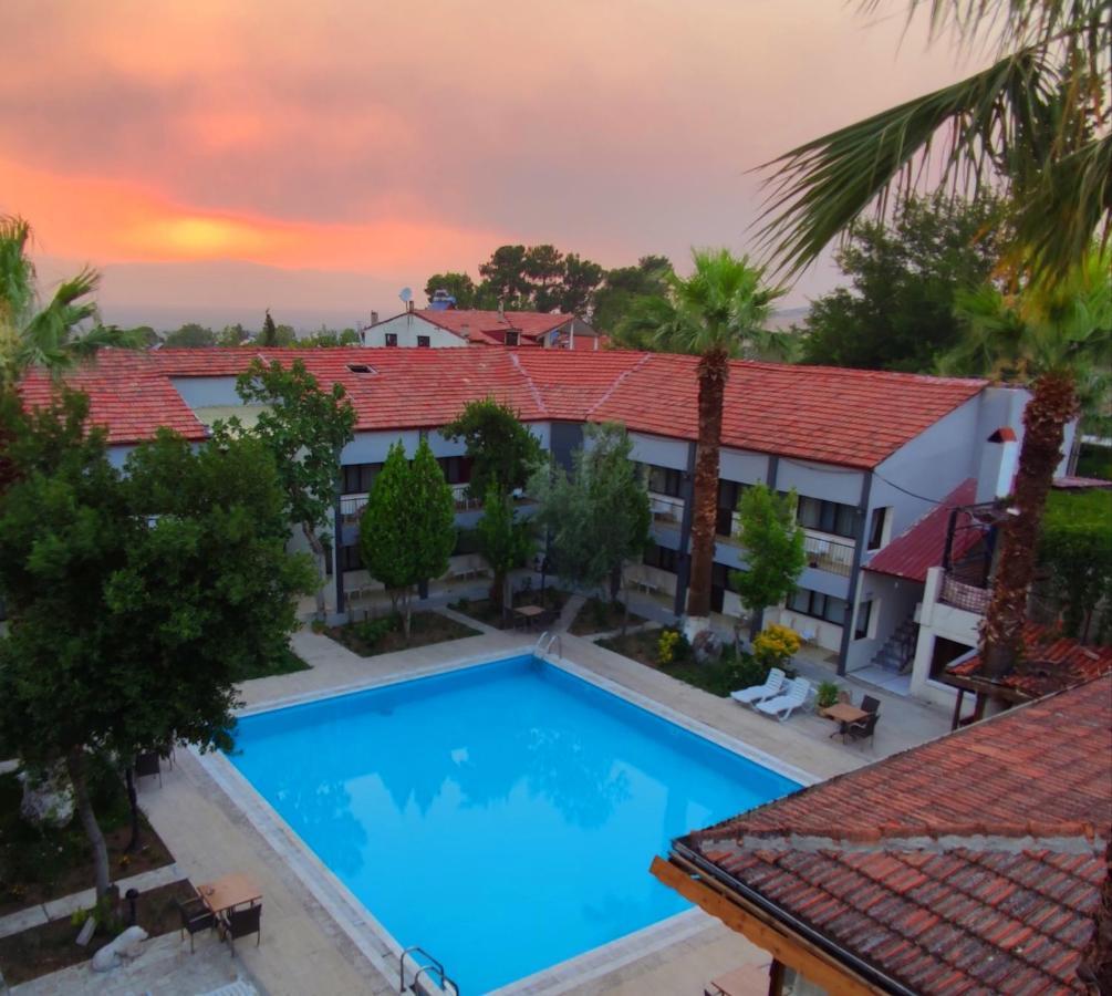 Artemis Yoeruek Otel Old Town Pamukkale Luaran gambar