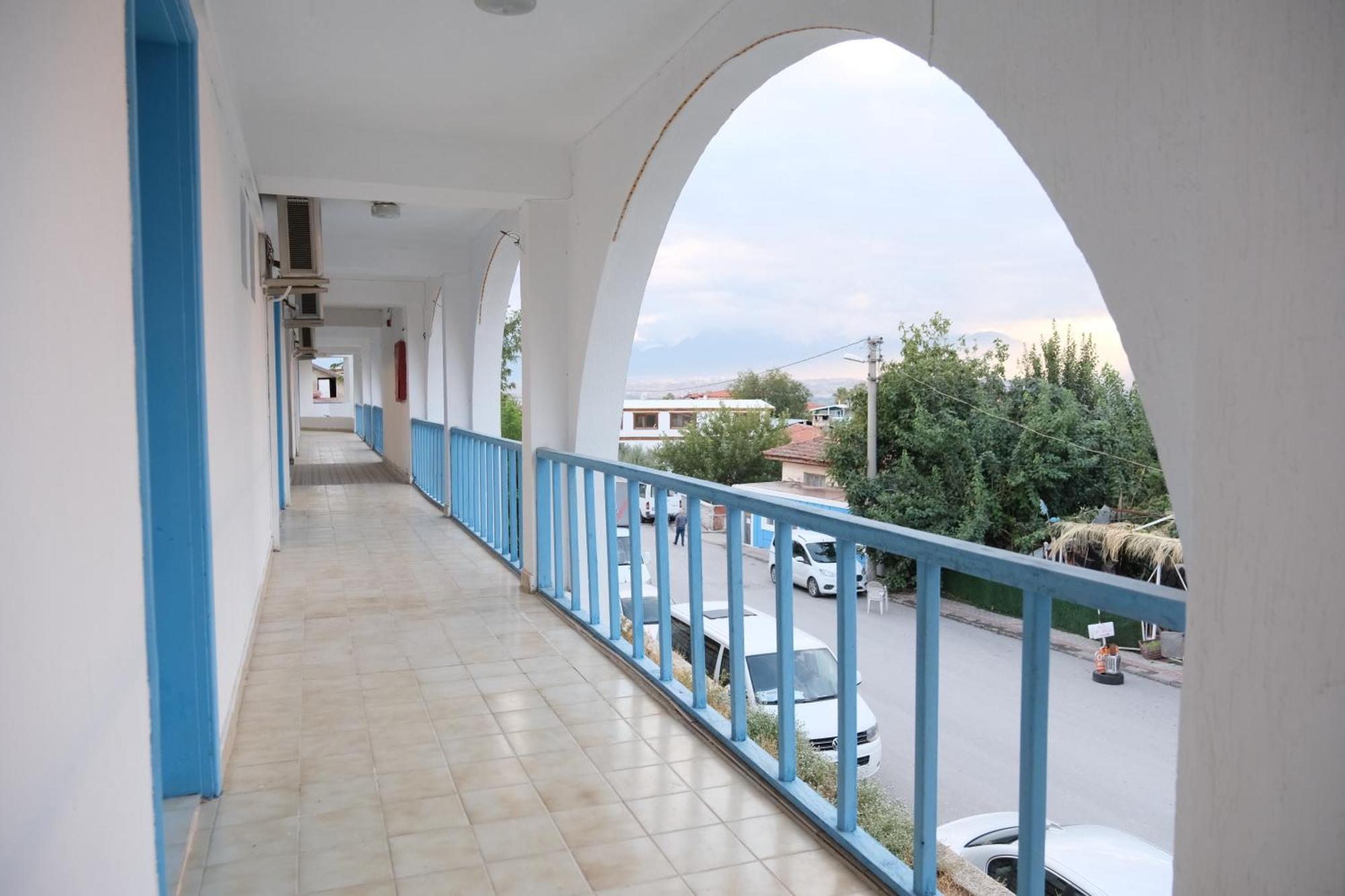 Artemis Yoeruek Otel Old Town Pamukkale Luaran gambar